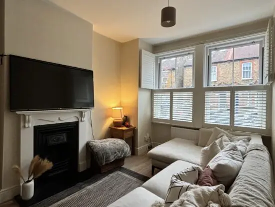 Zientte Luxury Beige Corner Sofa – Originally £10,000 (Vancouver)