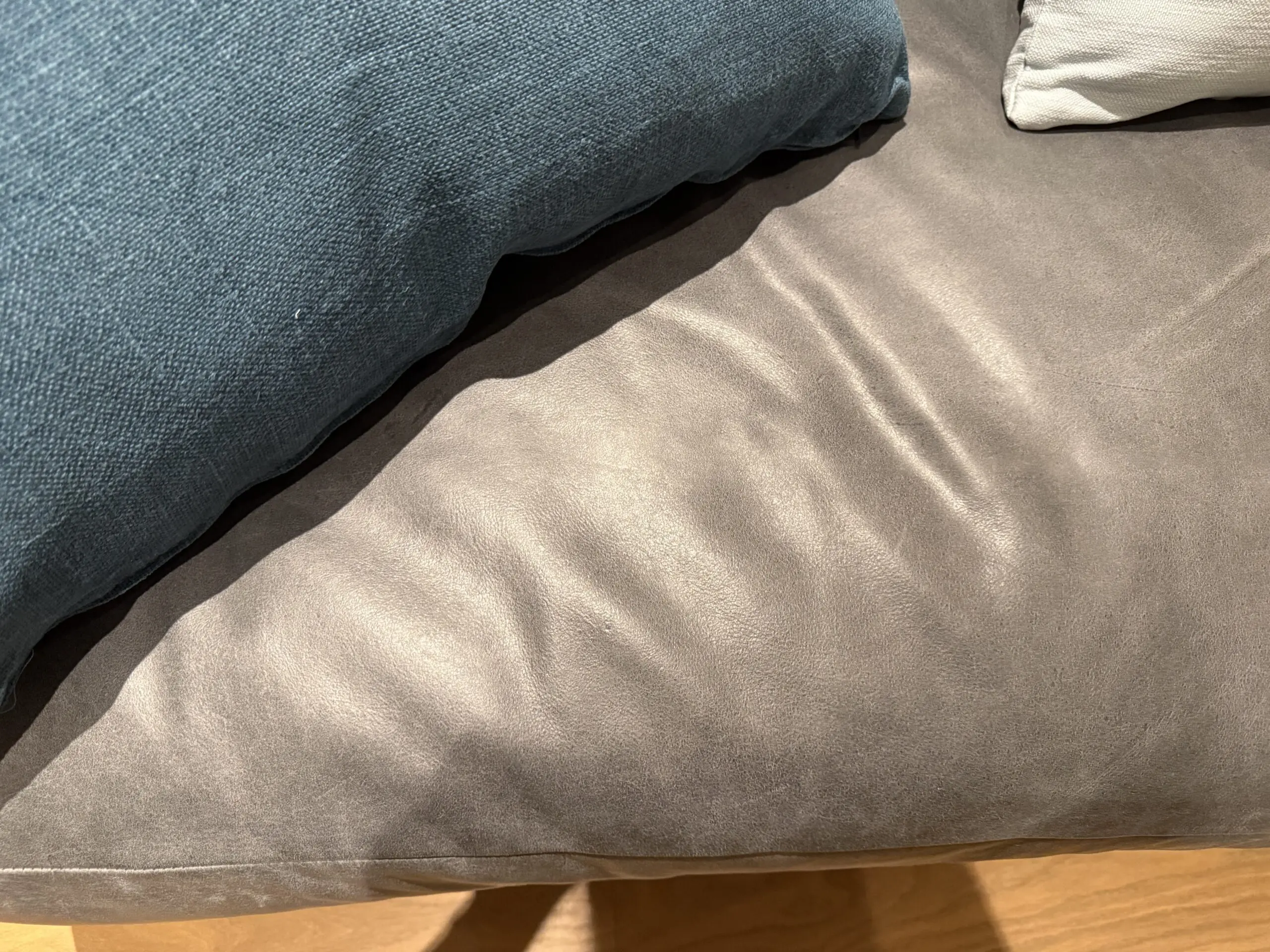 Loaf Jonesy Leather Sofa Set – 4-Seater + Loveseat + Footstool | Excellent Condition