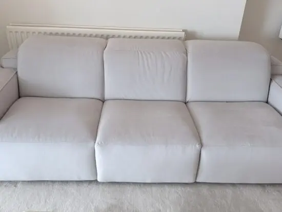 Natuzzi Iago silver grey sofas 3x & 4x with electric motion