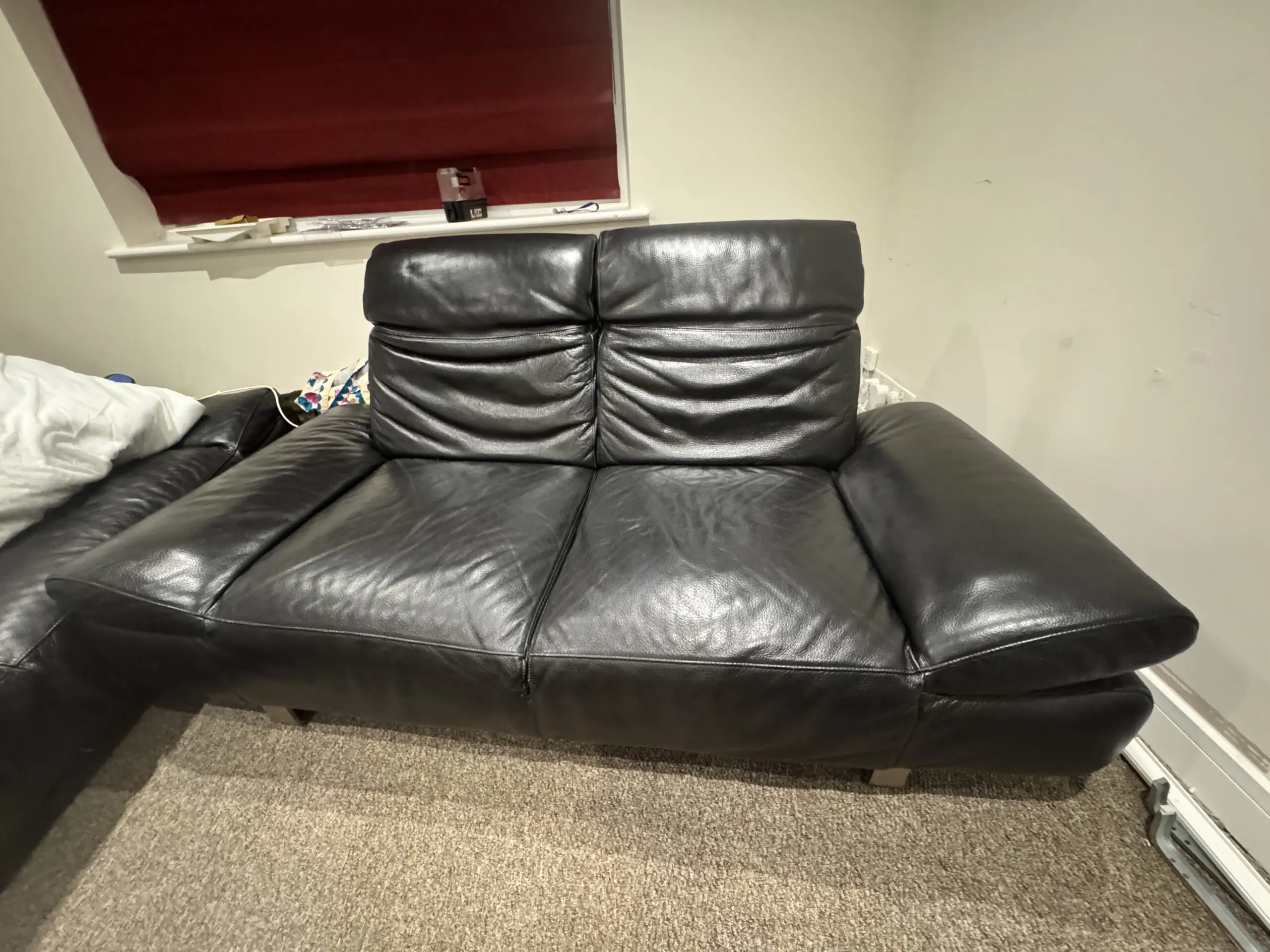 Black Leather 2-Seater Sofa