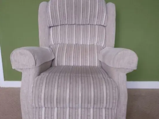 Beige/Oatmeal Padded Chair