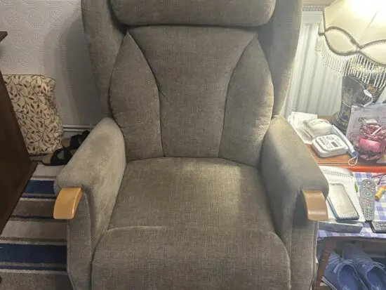 Costwolds recliner arm chair