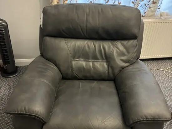 Armchair electric recliner with charging point. 2 seater manual recliner. DFS,