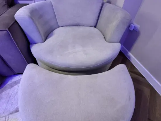 DFS Freya large swivel chair