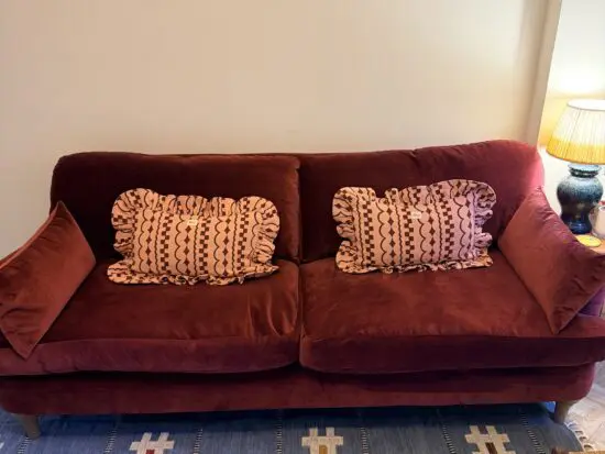 Loaf Jonsey Large in Drenched Damson Velvet