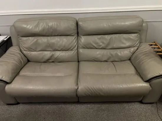 Grey Reclining Sofa’s