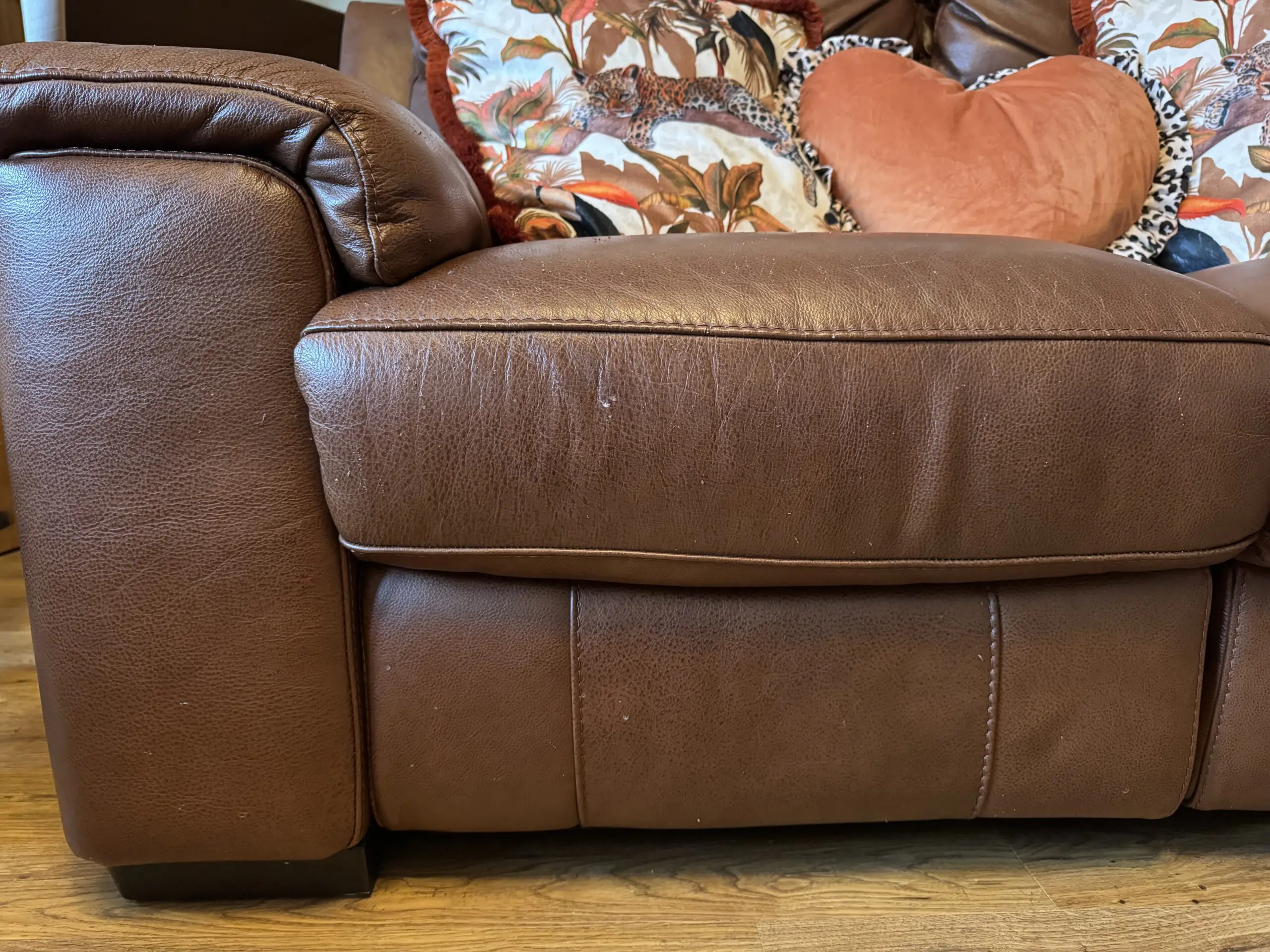 DFS Liaison Brown leather electric reclining sofa