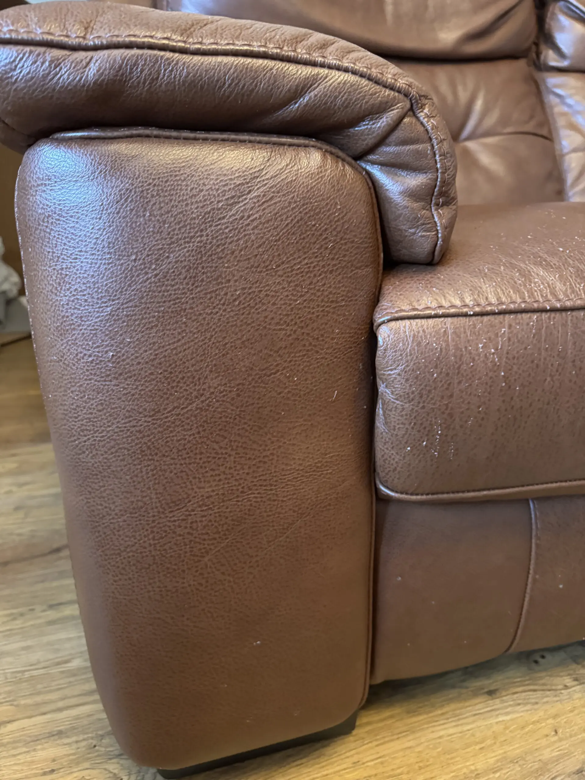 DFS Liaison Brown leather electric reclining sofa