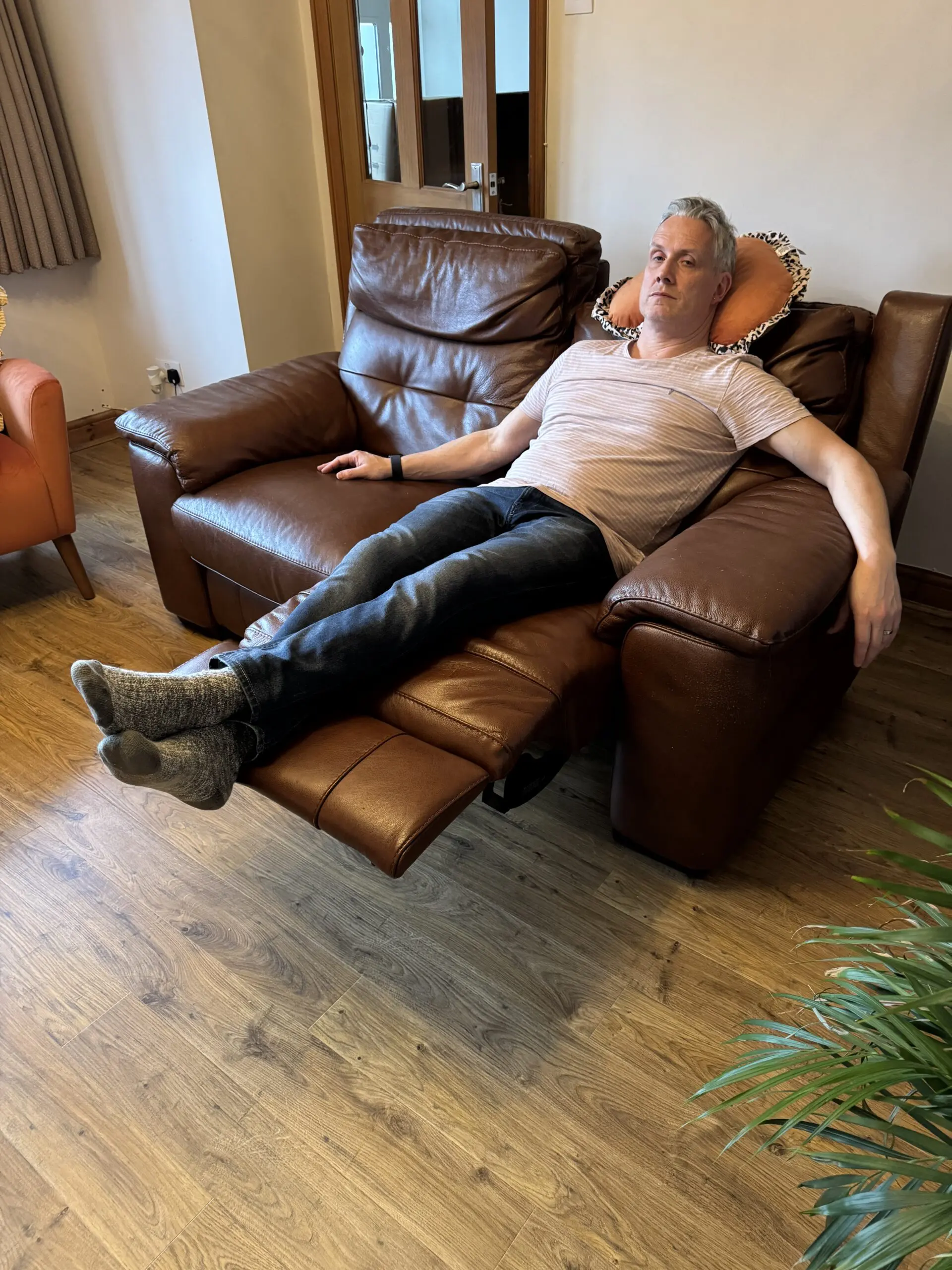 DFS Liaison Brown leather electric reclining sofa