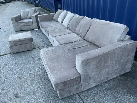 Great 6 seater with arm chair and foot stool