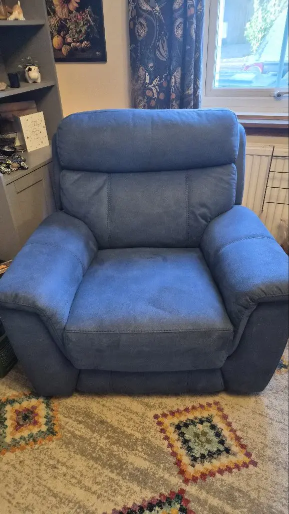 DFS "Ronan" Power Recliner 3-seater and armchair