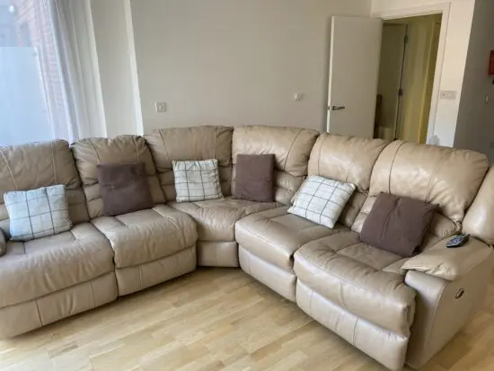 DFS Leather Recliner Corner Sofa – L‑Shaped 6 Seater – Excellent Condition