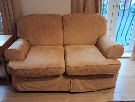 2 MARKS AND SPENCER'S SOFAS OF GOLDEN COLOR