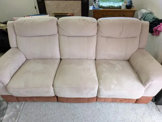 3+1 Recliner beige sofa set in good condition