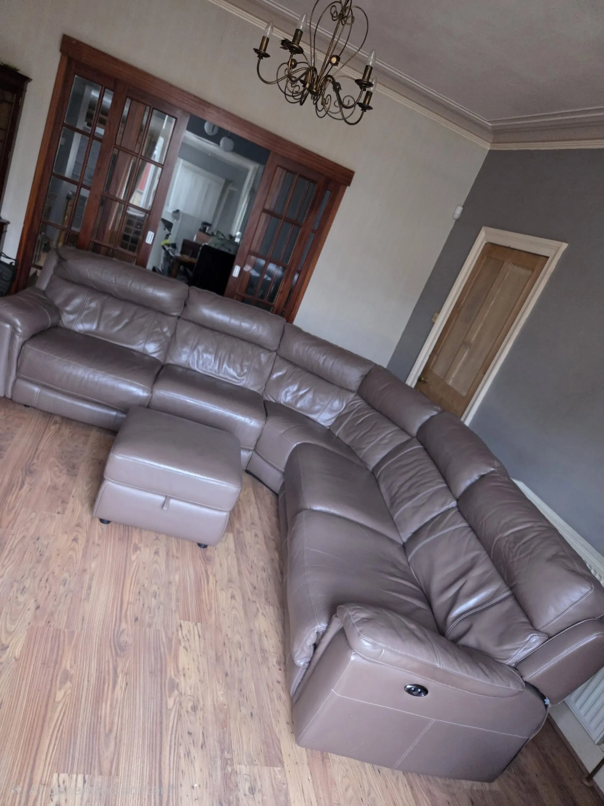 DFS MONARCH LEATHER CORNER SOFA