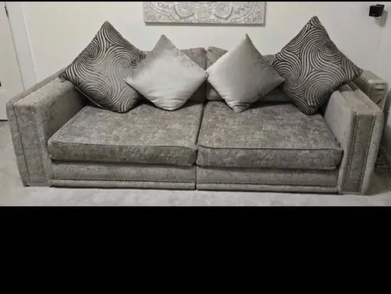 SOFOLOGY 1 GREY 1 CREAM CHENILE MATERIAL SILVER CHROME FEET SOFAS