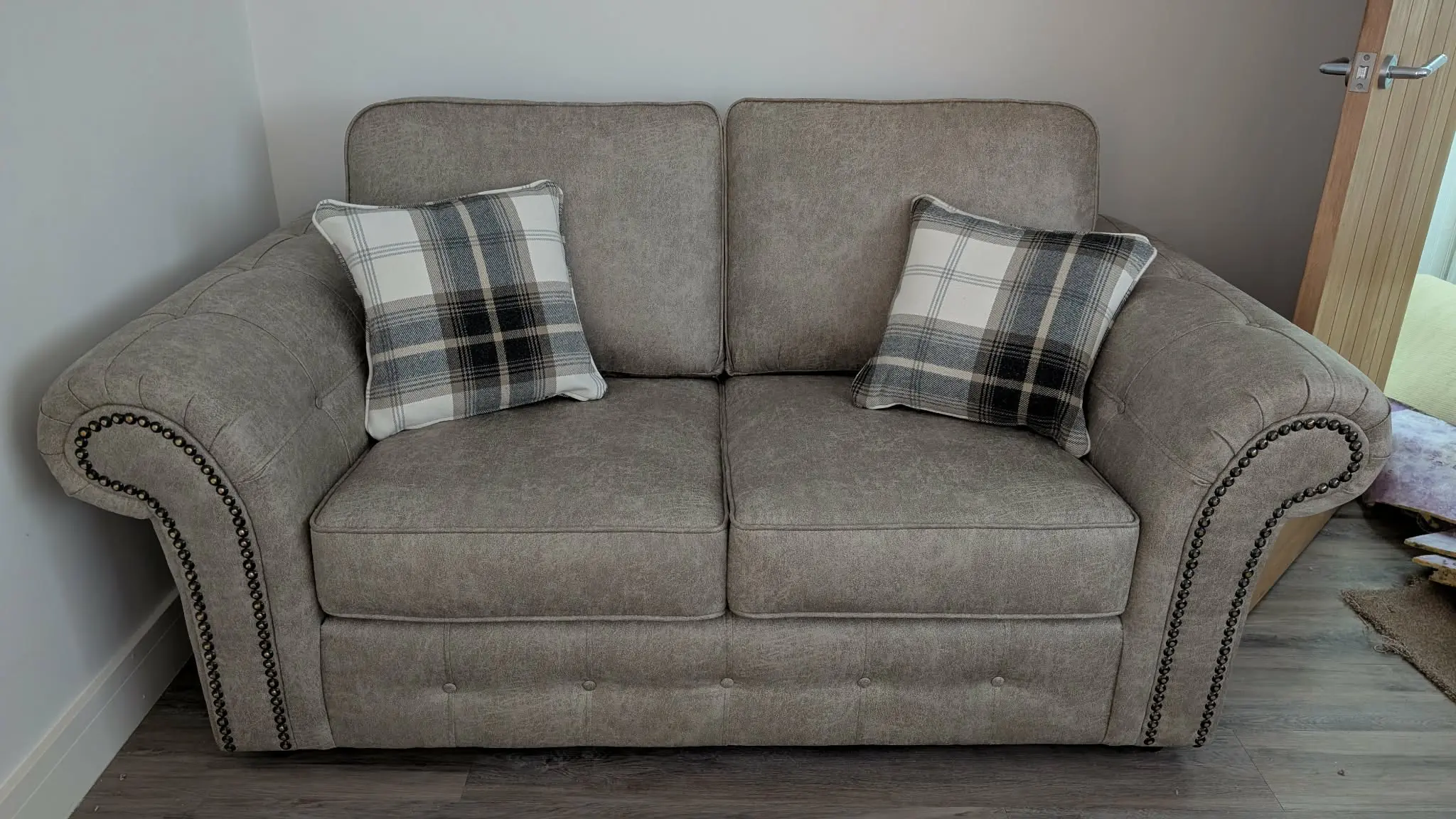Wayfair 2-Seater Sofa with Nailhead Trim & Plaid Cushions
