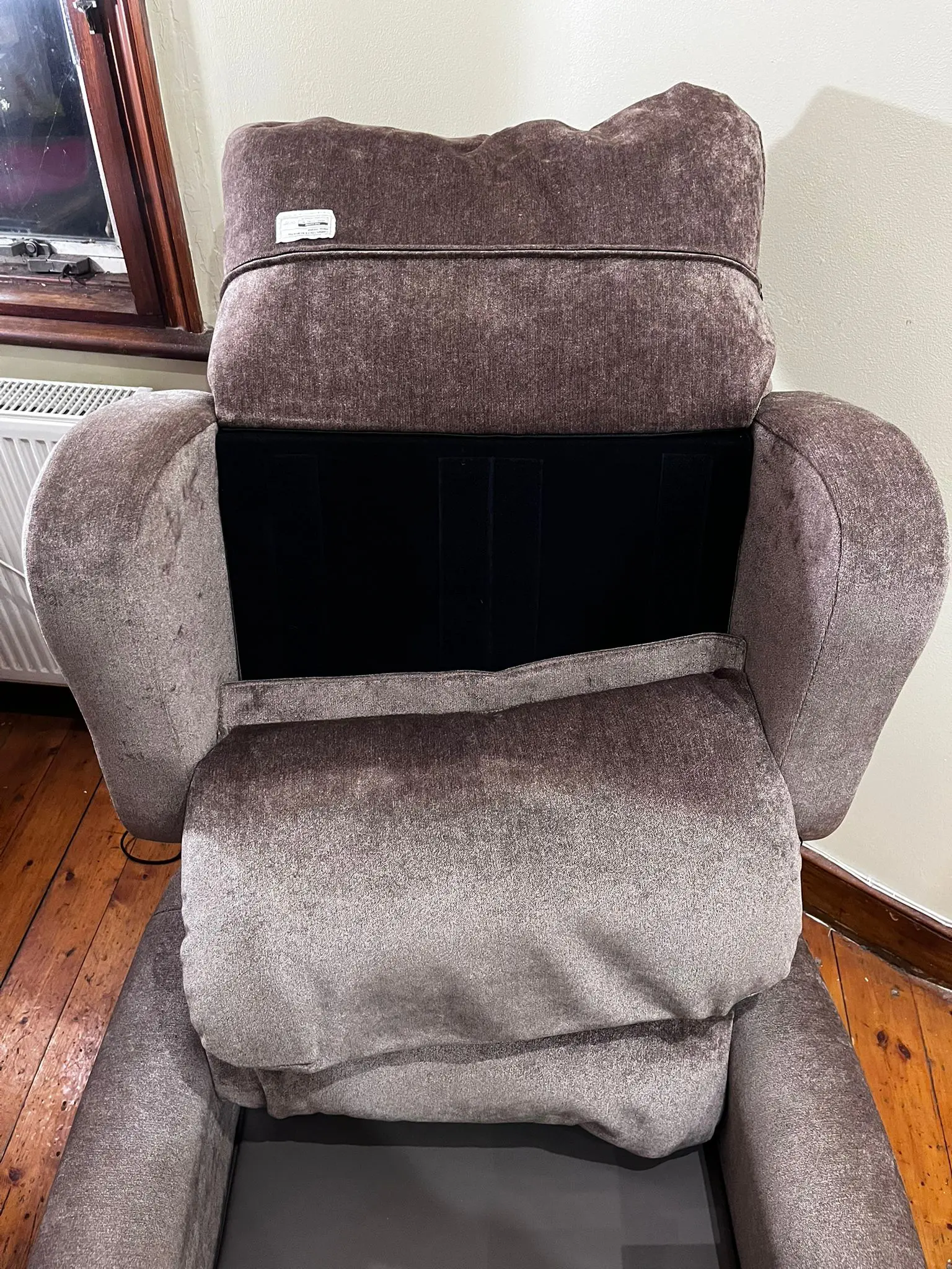 Accora Configura Comfort Chair Dual Tilt Electronic Chair CHAIR-0-CM1-340