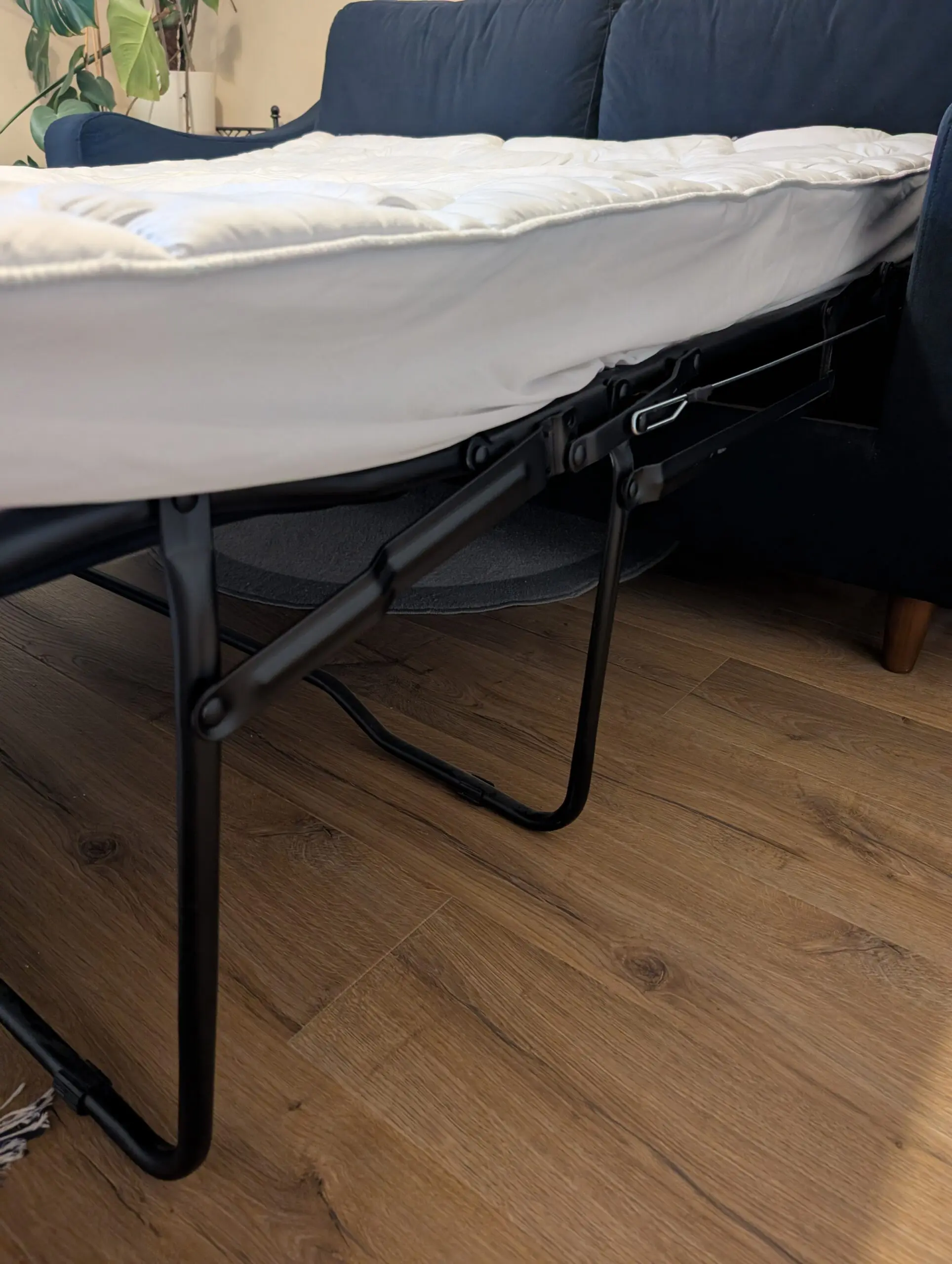 Dunelm Velvet Navy Sofabed – Excellent Condition