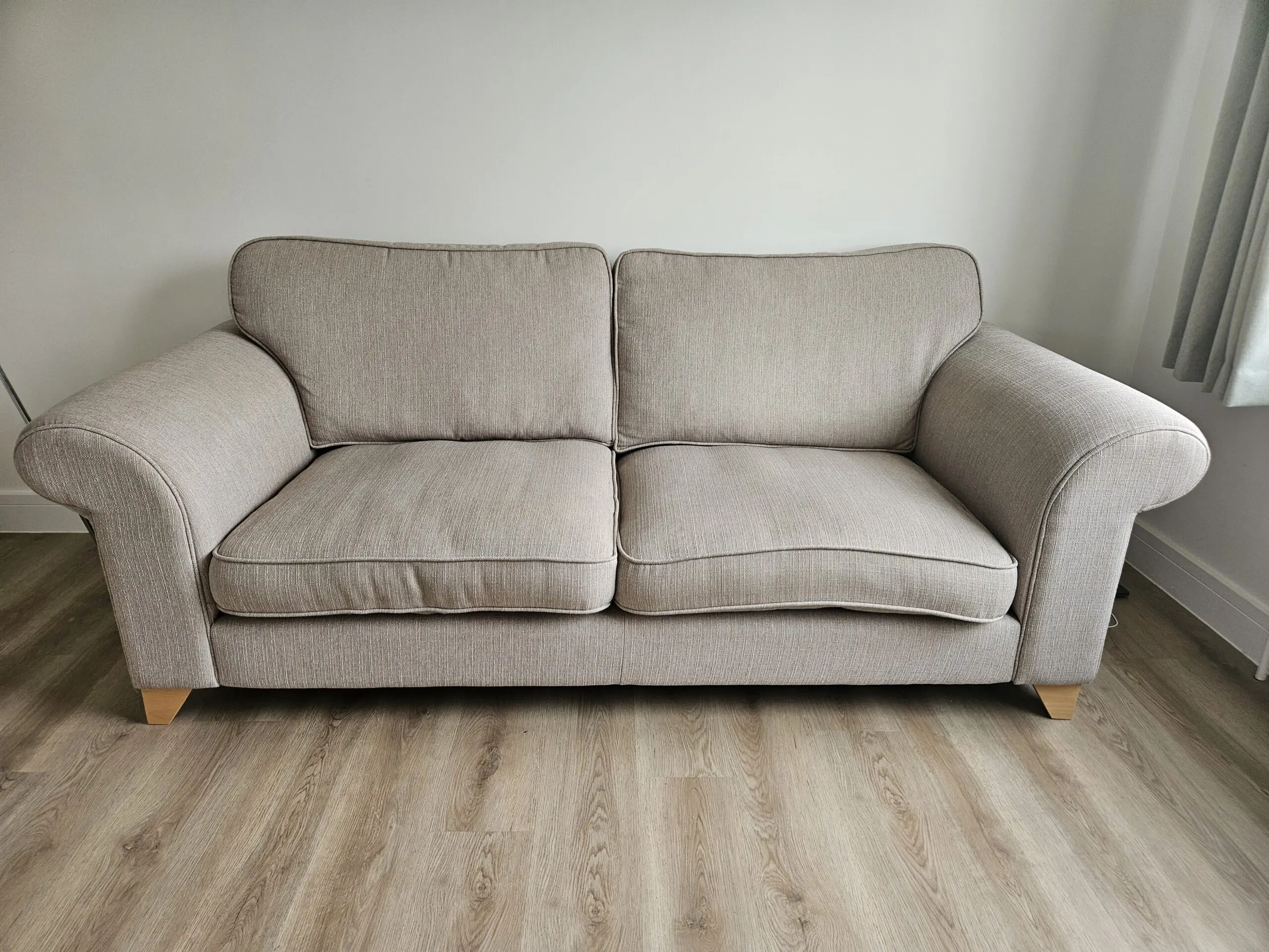 DFS Angelic 3S Sofa – Oyster