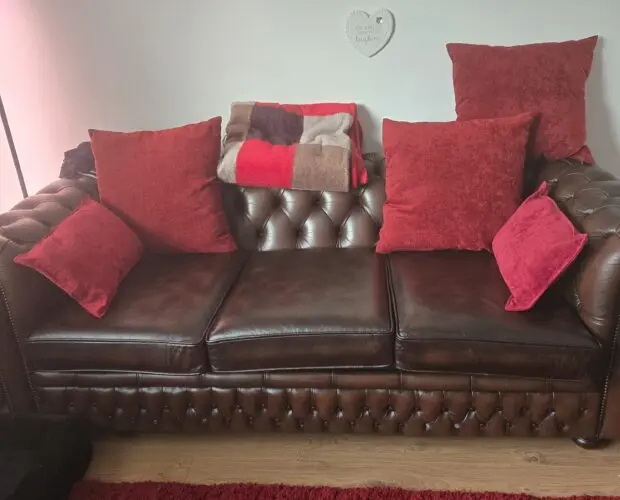 Antique brown 3 seater chesterfield sofa bed