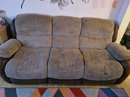 Recliner sofas set