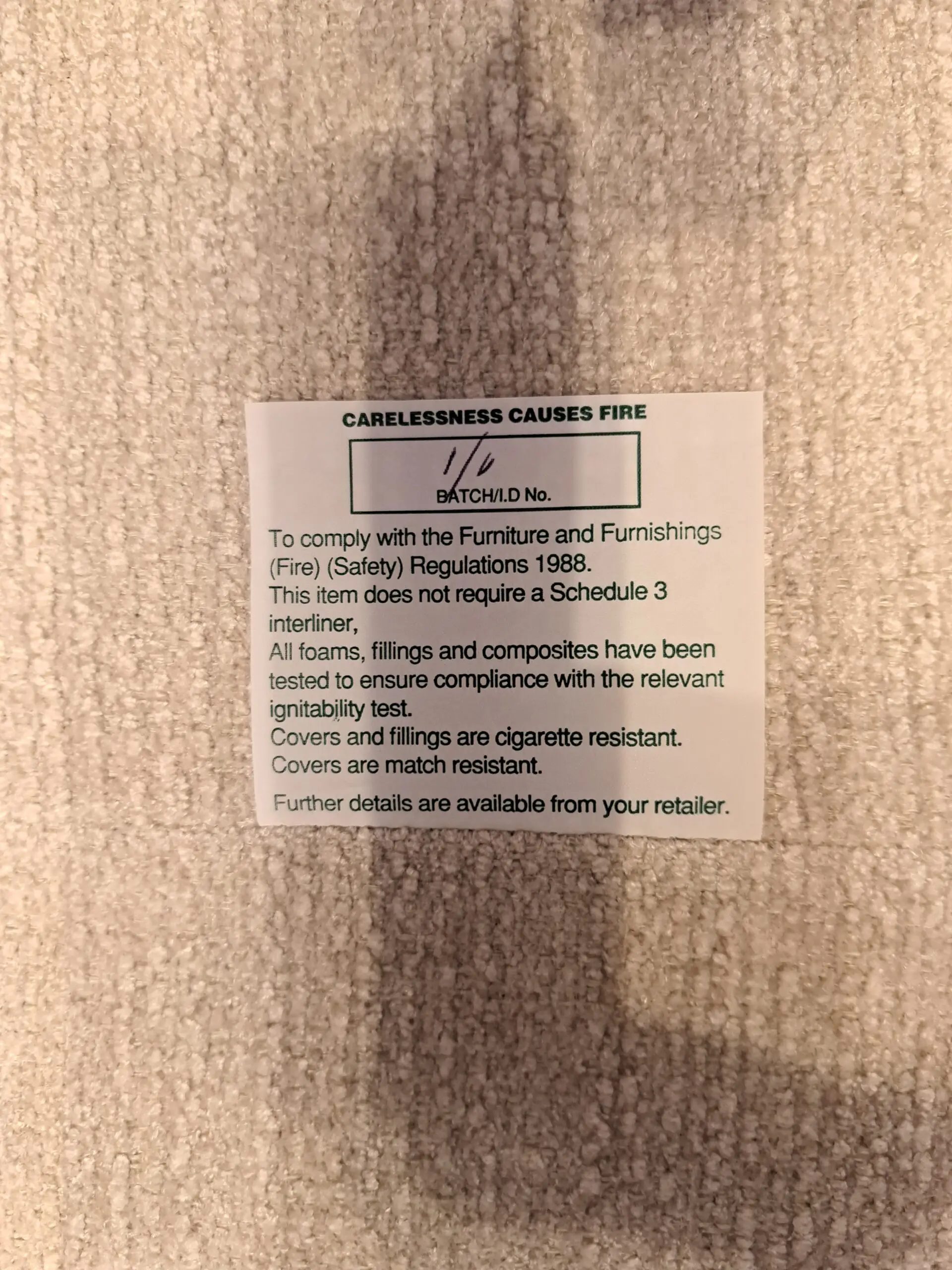 Modern 2 + 3-Seater Sofa Set with Clean Lines and Dark Wood Legs