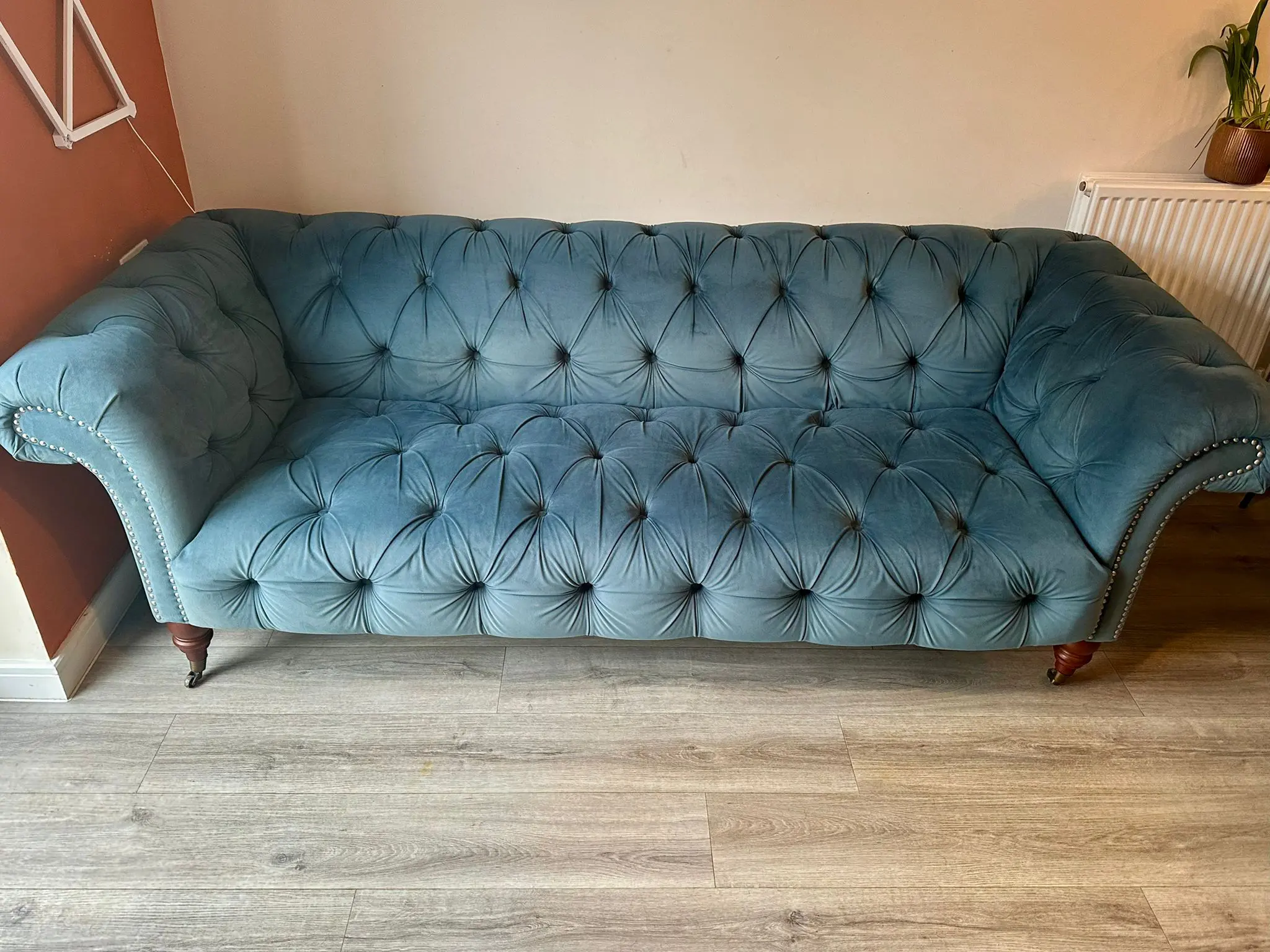 Teal Velvet Chesterfield Style 3-Seater Sofa – Great Condition