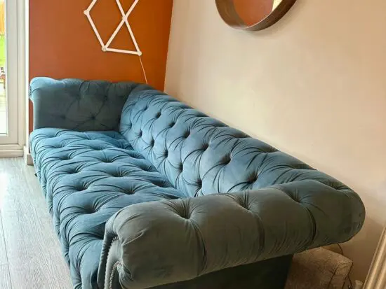 Teal Velvet Chesterfield Style 3-Seater Sofa – Great Condition