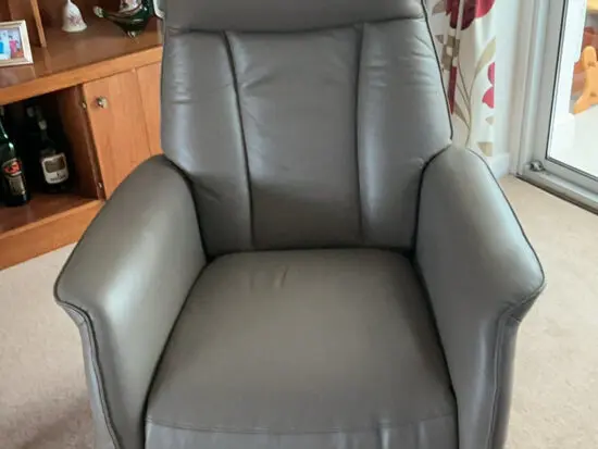 Heston swivel cordless recliner in Taupe colour