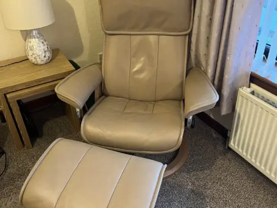 Stressless Consol Recliner Chair and Footstool