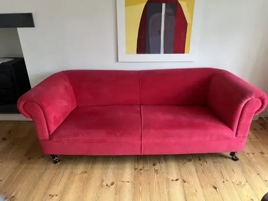 Stunning pink-red Sofa Workshop modern Chesterfield