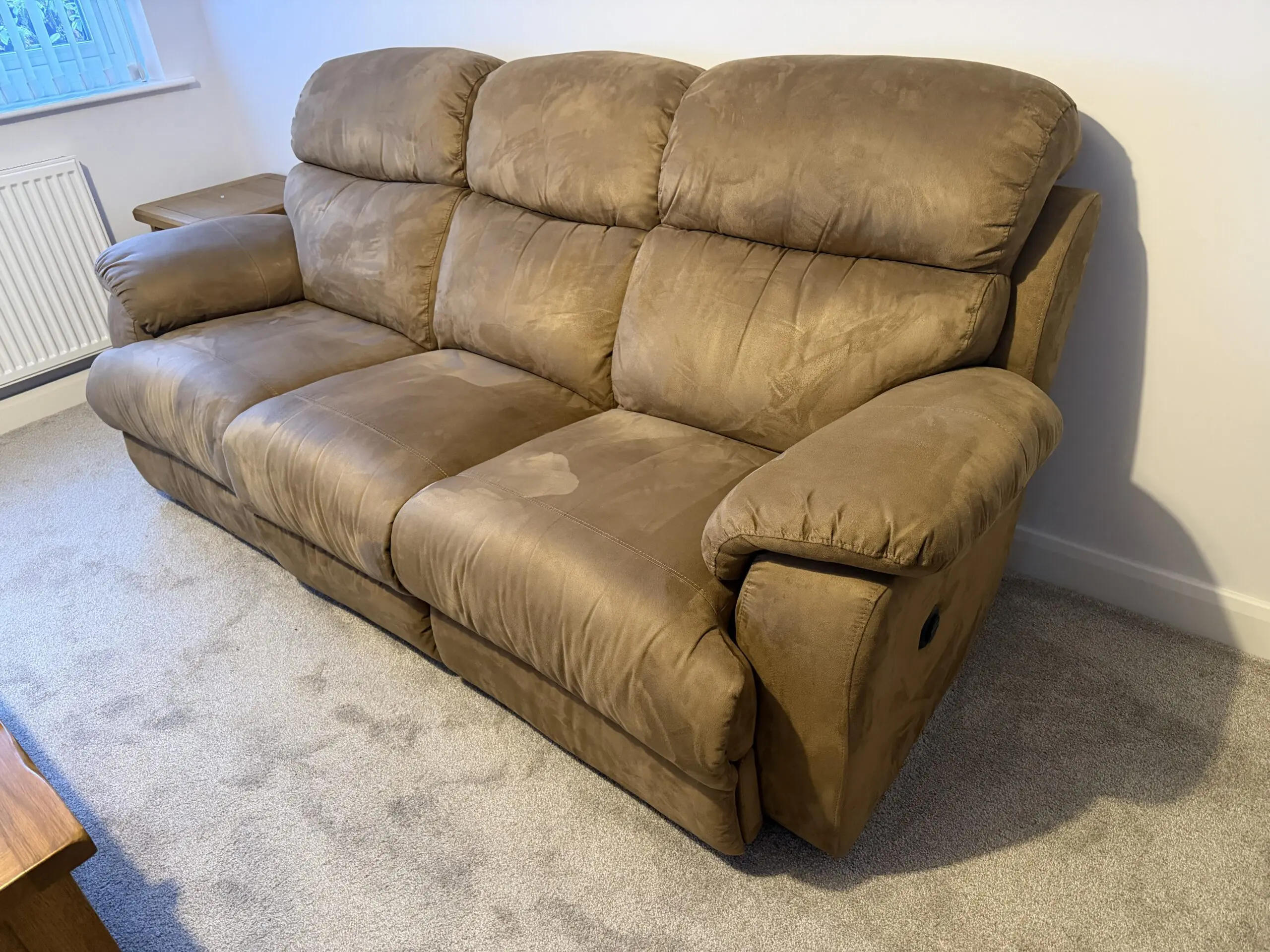 Sofology Gracie “Ontario” Power Electric Reclining Brown 3 Seater Sofa with USBs