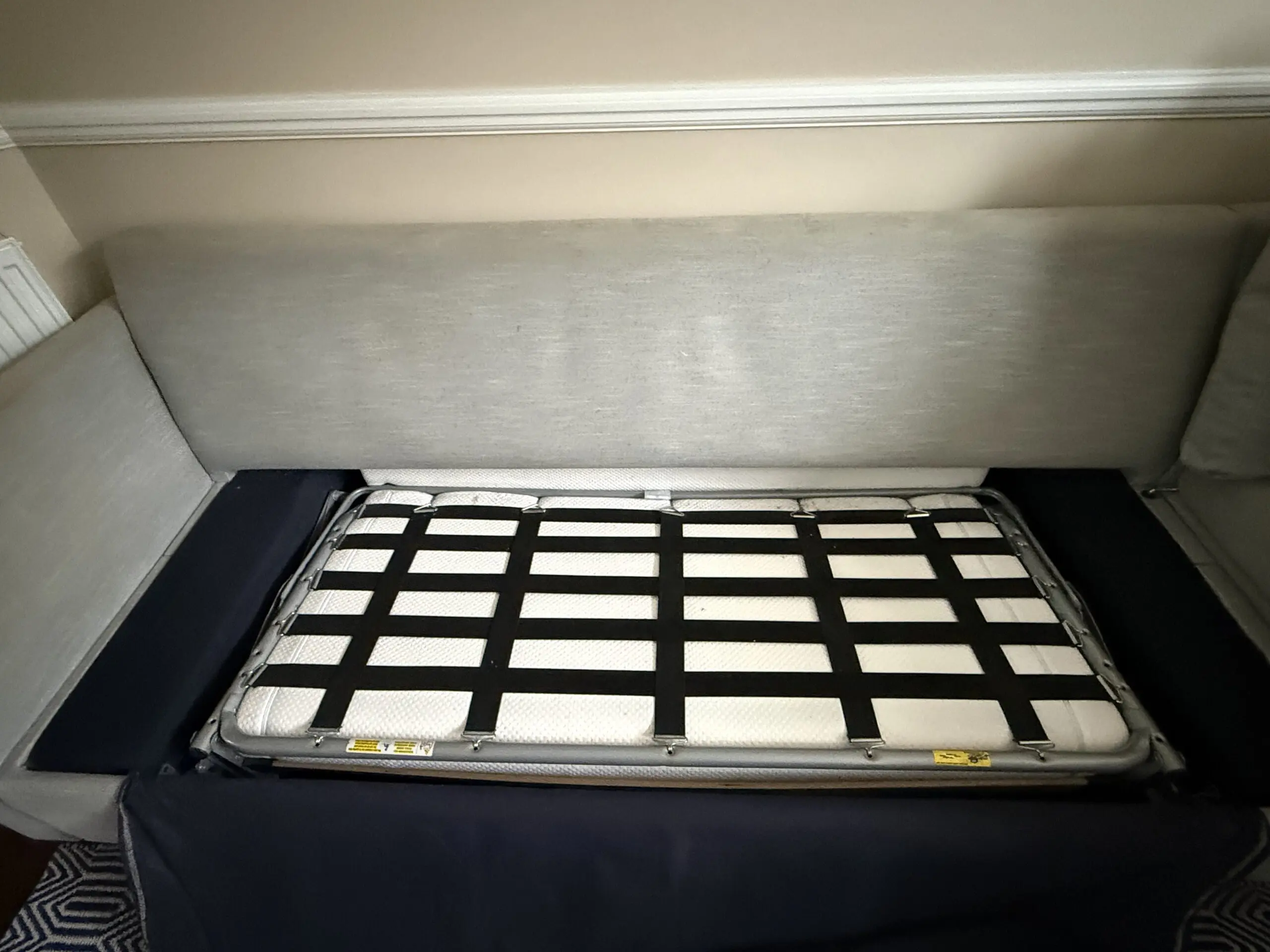 4-seater left hand corner sofa with integrated sofa bed and storage chest