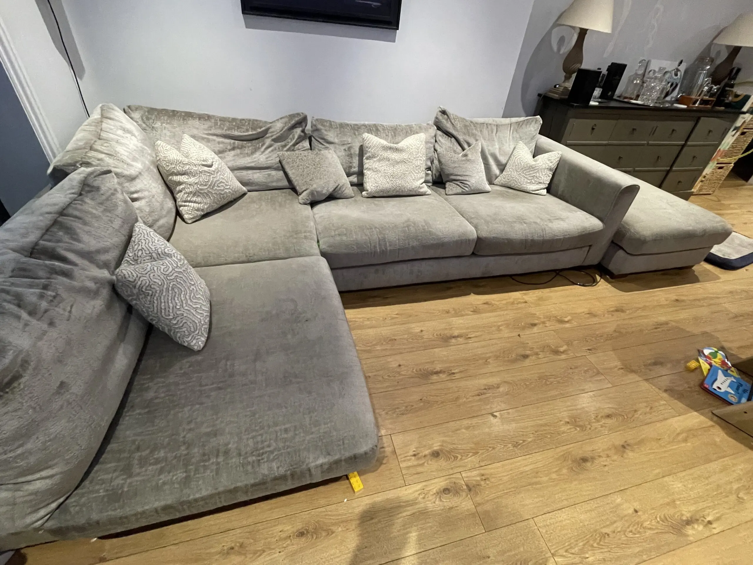 Corner Sofa with Chaise and a Chair