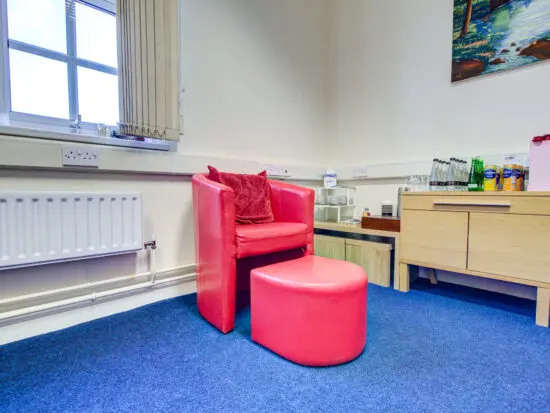 Pre-Loved Leather Tub Chair, Matching Footstool & Storage Box – Excellent Condition