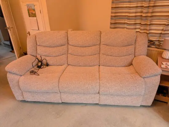 Excellent La-Z-Boy electric 3 seater recliner