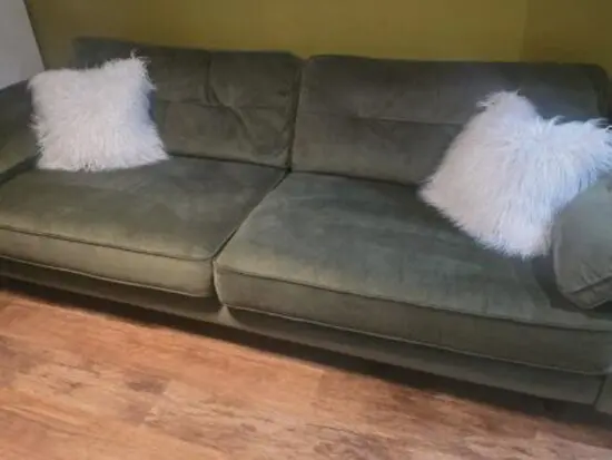 DFD GRAND DESIGN Olive Kent Sofa and Cuddler