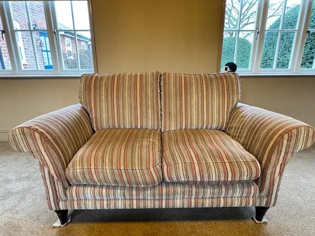 Parker Knoll Traditional 2-Seater Sofa with Striped Pattern and Chrome Feet