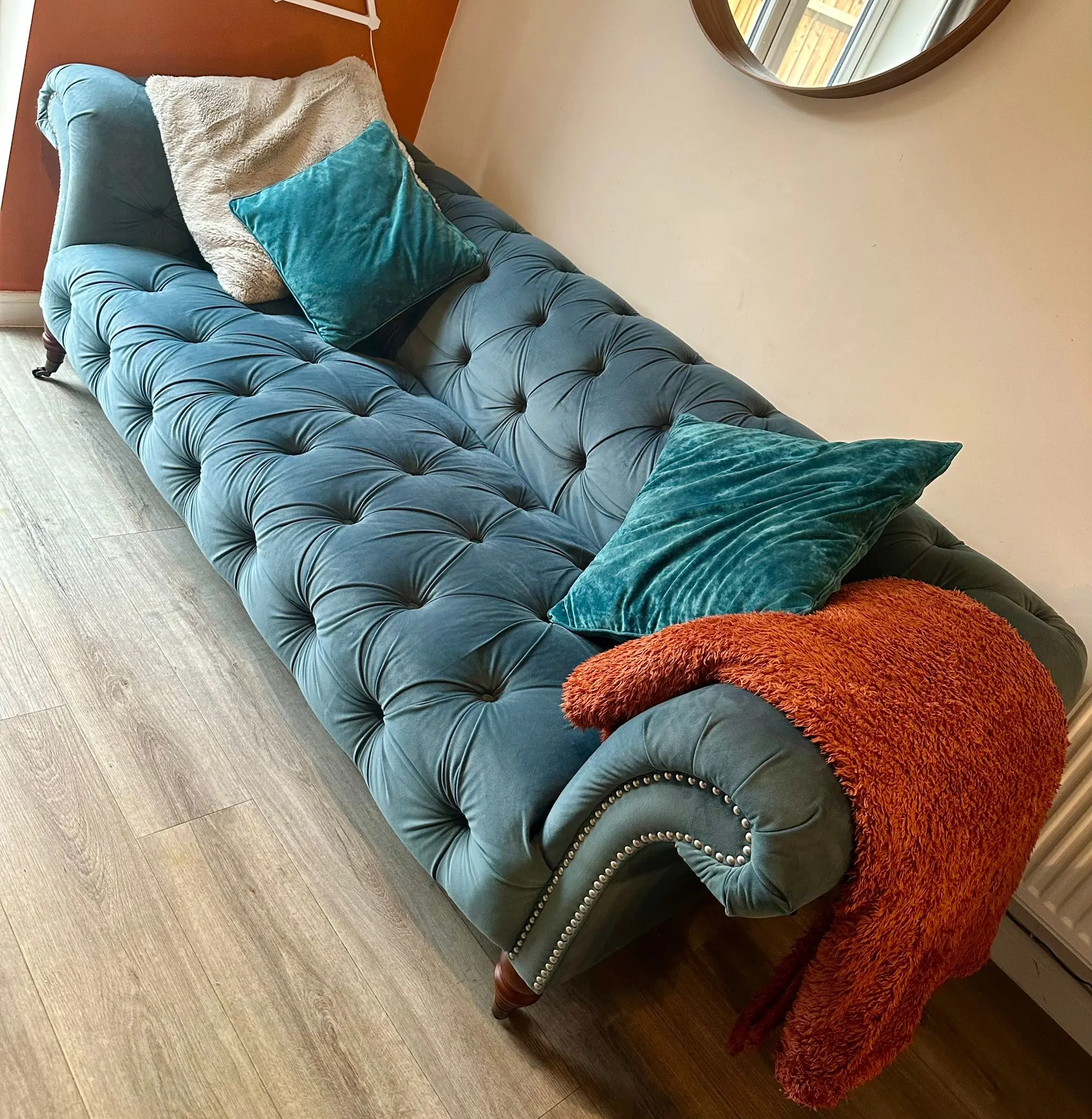 Teal Velvet Chesterfield Style 3-Seater Sofa – Great Condition