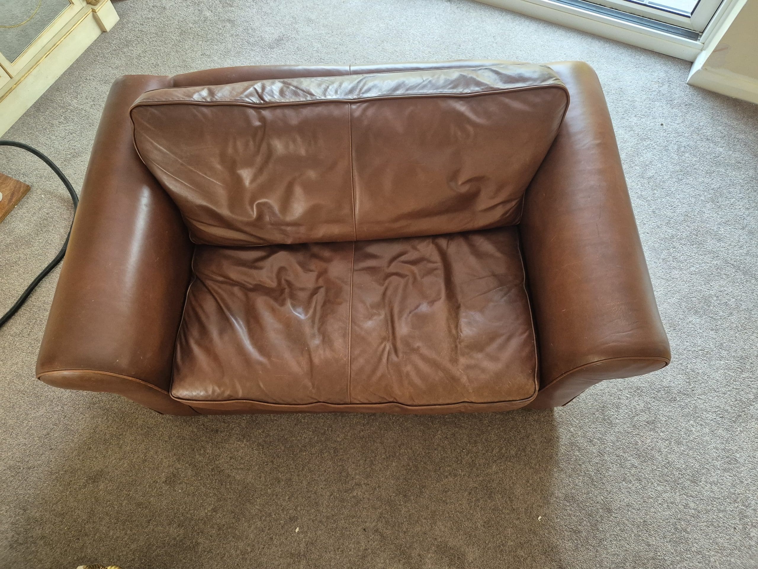 Laura Ashley Leather Sofa Sofalistic The Sofa Marketplace buy and sell preloved sofas nationwide