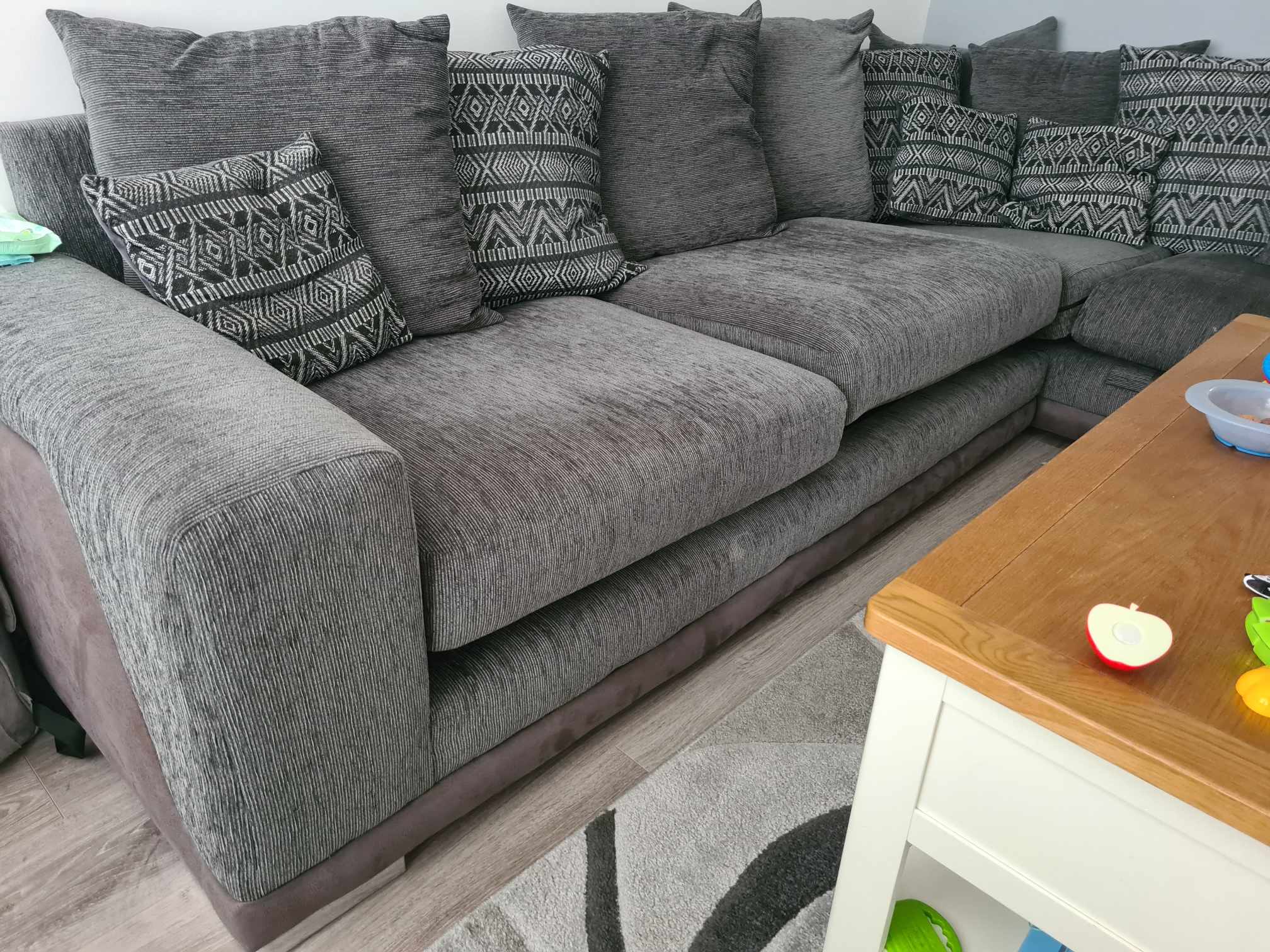 Scs sofa Sofalistic The Sofa Marketplace buy and sell preloved sofas nationwide