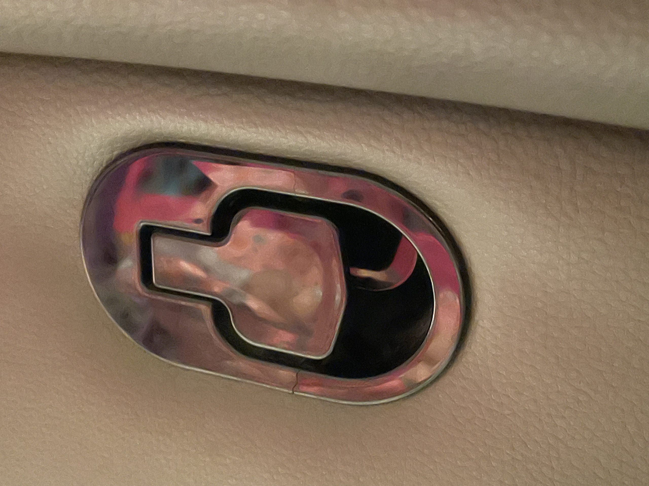 Quality leather reclining sofas Sofalistic The Sofa Marketplace