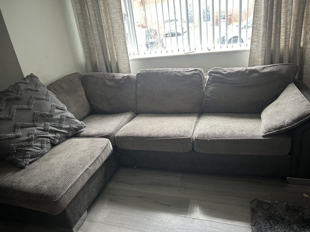 Dfs sofa Sofalistic The Sofa Marketplace buy and sell preloved sofas nationwide