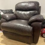 SUPERIOR CHAIR POWER ELECTRIC RECLINING CASTLE CHOCOLATE
