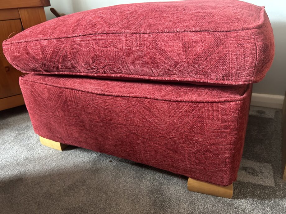 multiyork 3 piece suite and pouffe