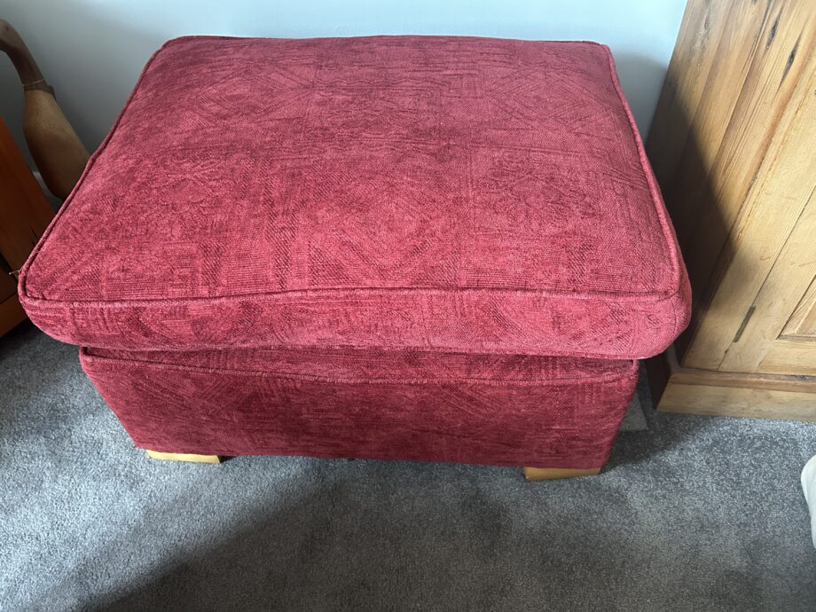 multiyork 3 piece suite and pouffe