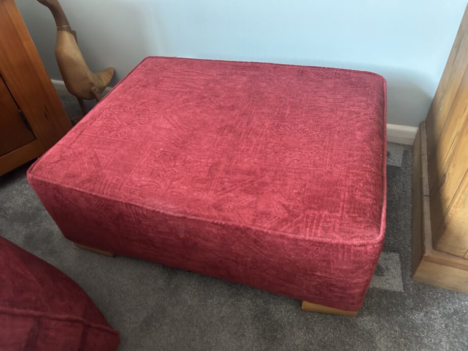 multiyork 3 piece suite and pouffe
