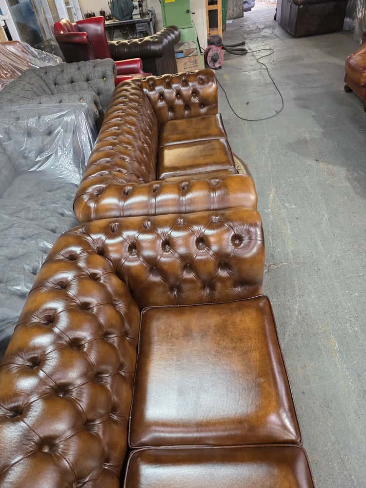 ANTIQUE GOLD LEATHER CHESTERFIELD SOFA SUITE