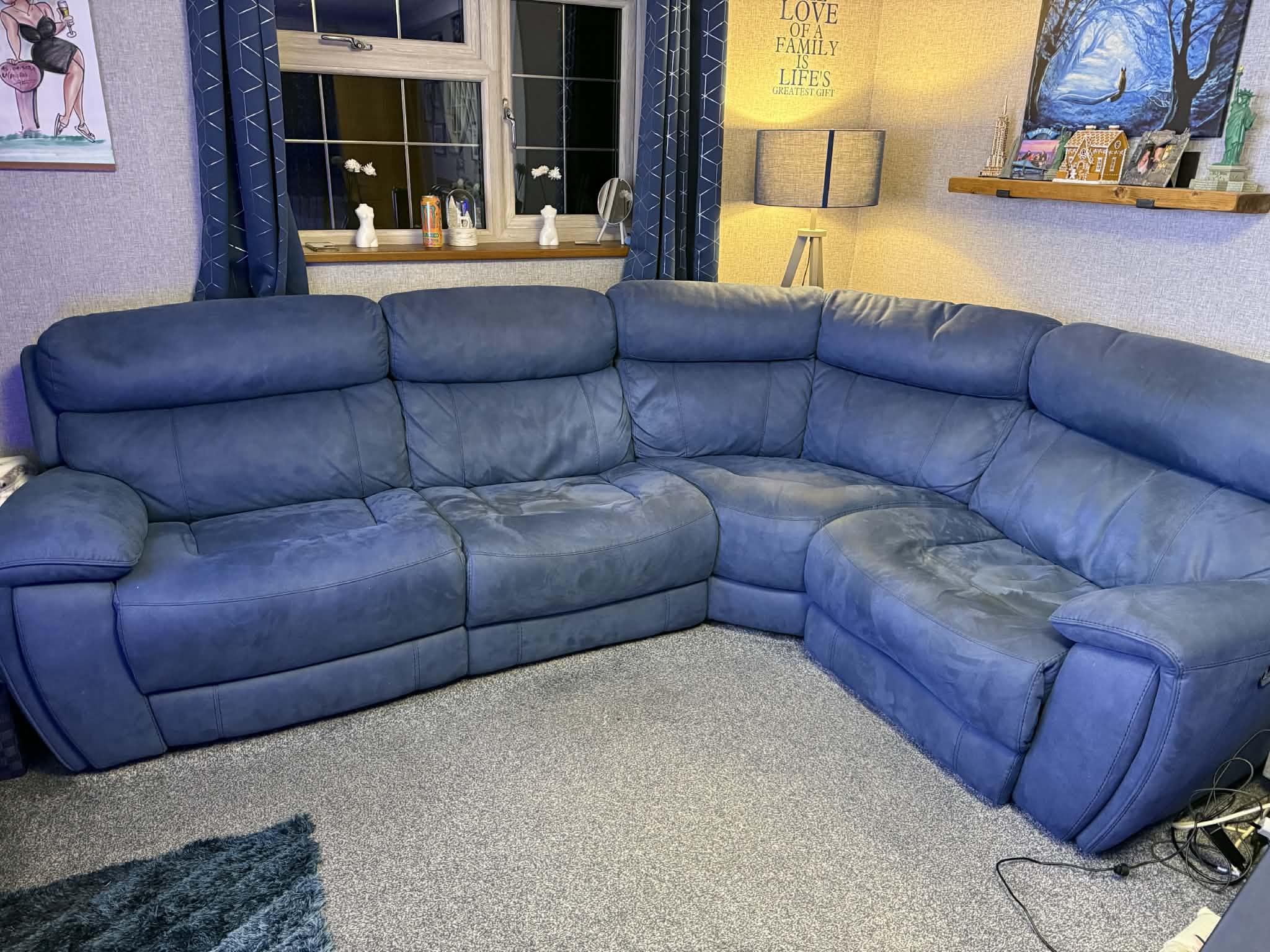 Blue Sofology Corner 2.5 x 1.5 Power recliner and headrests on the 3 main seats